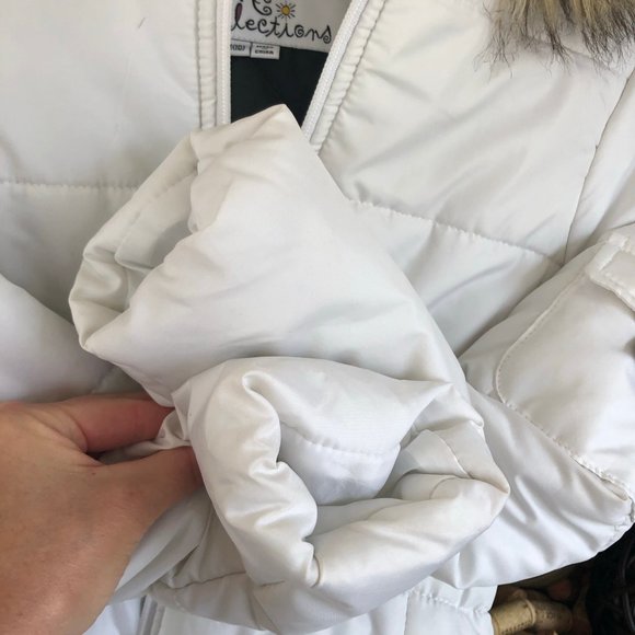 Girls White Puffy Coat with Fur on Hood - Picture 7 of 7